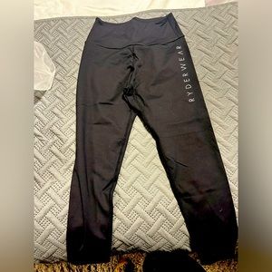 Ryderwear scrunch bum leggings.